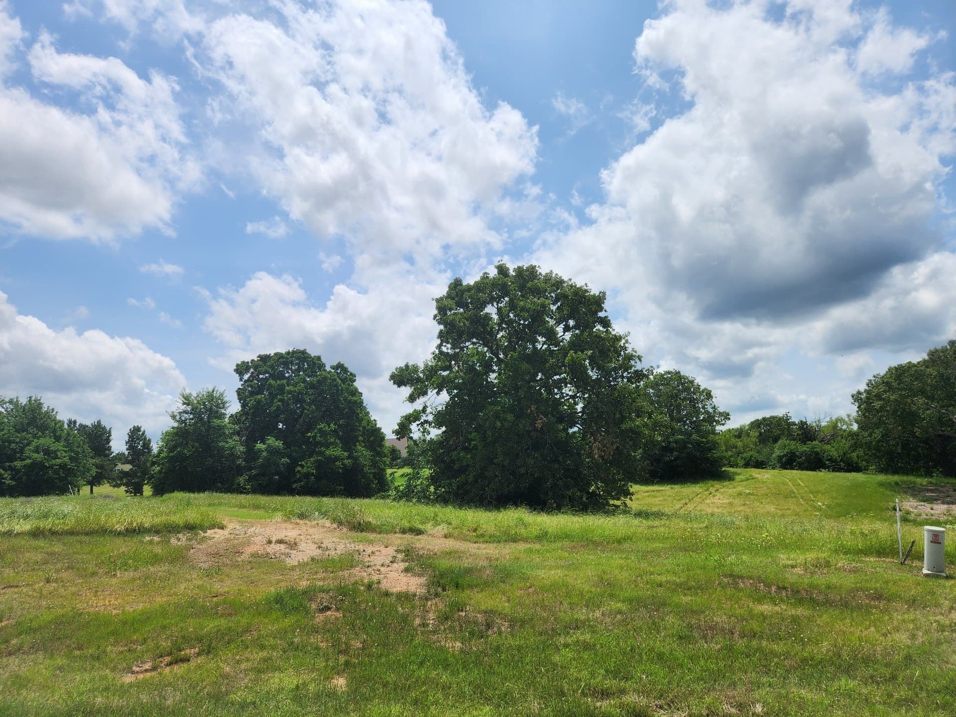 1.02 acres in Henderson County - photo 10