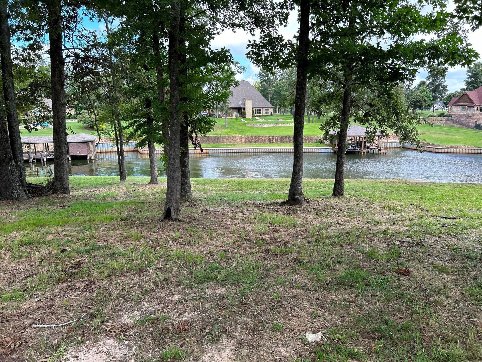 0.71 acres in Henderson County - photo 10