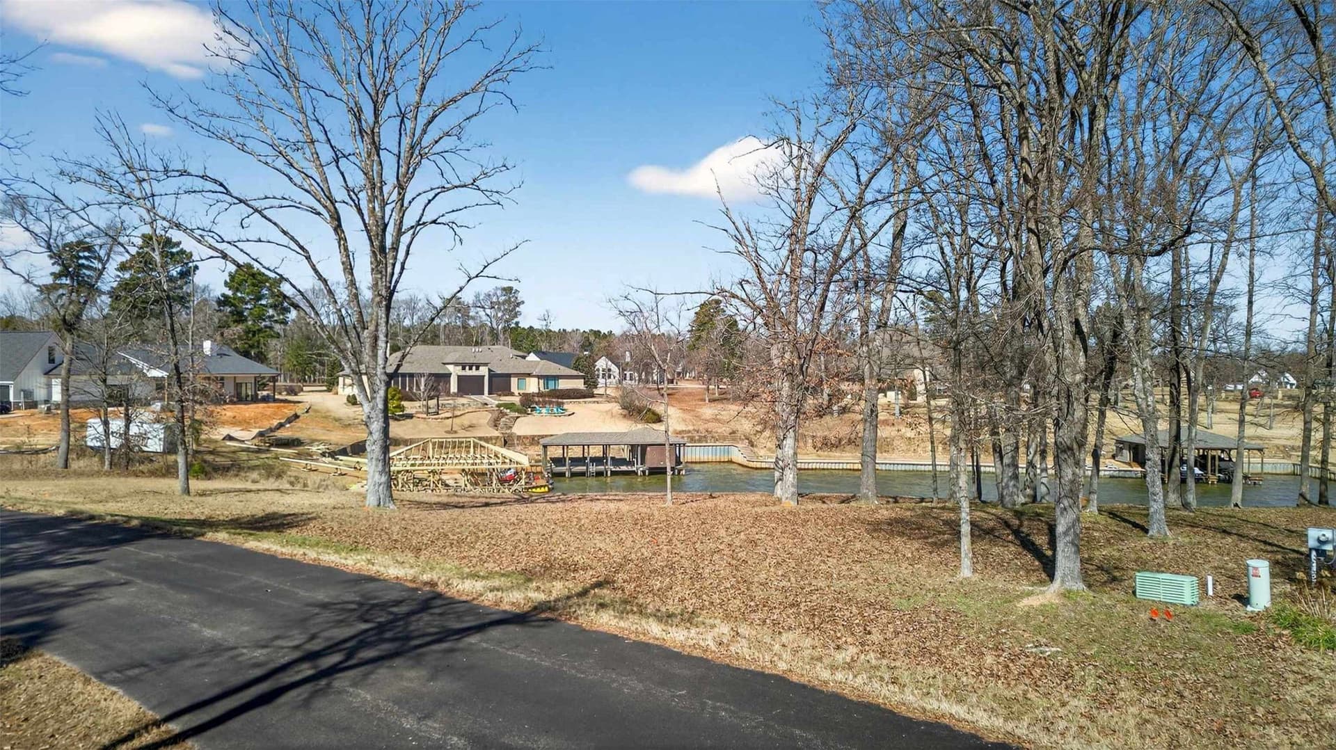 0.71 acres in Henderson County - photo 21