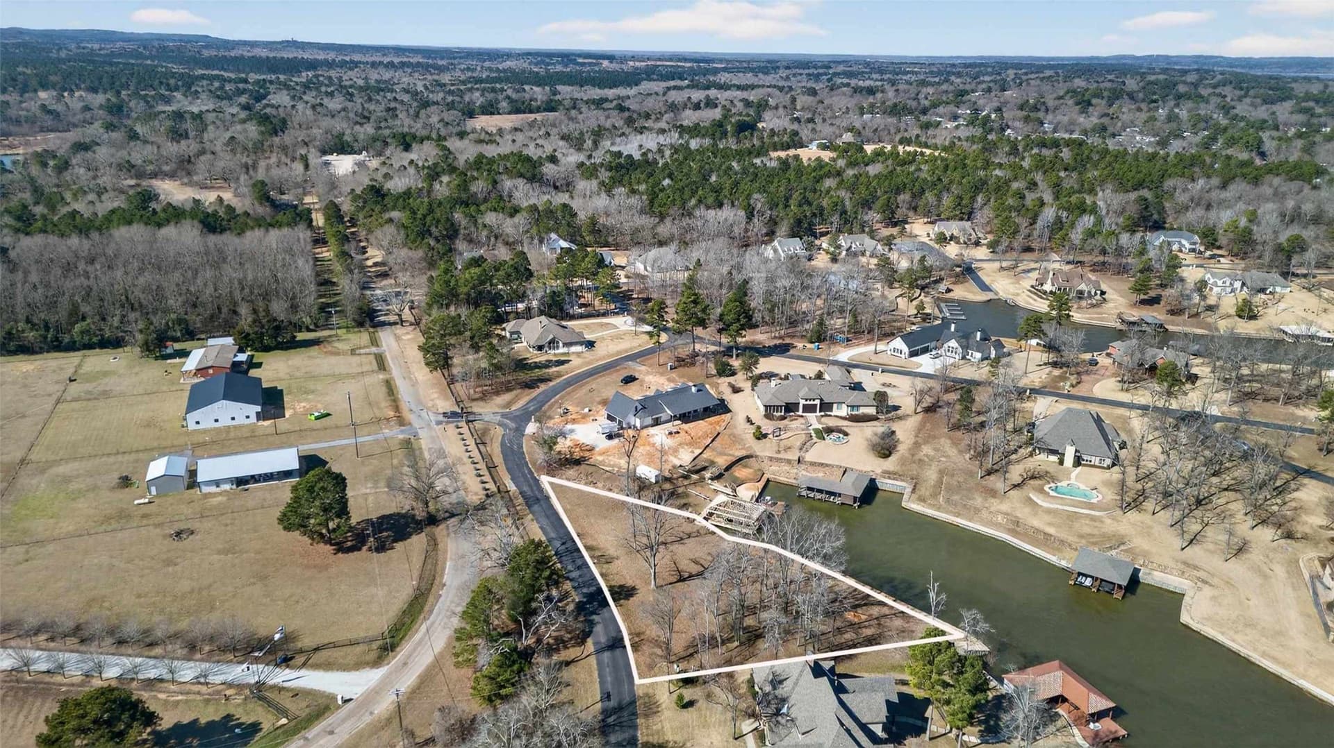 0.71 acres in Henderson County gallery image 2