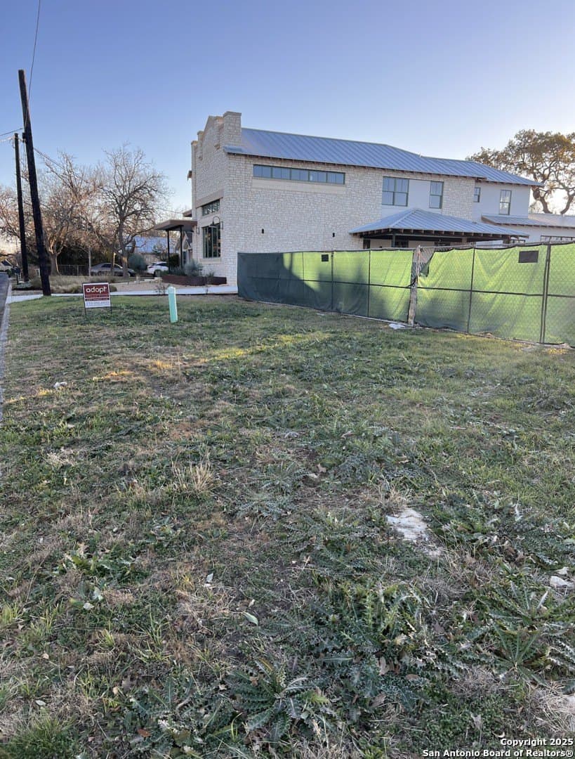 0.33 acres in Kendall County - photo 6