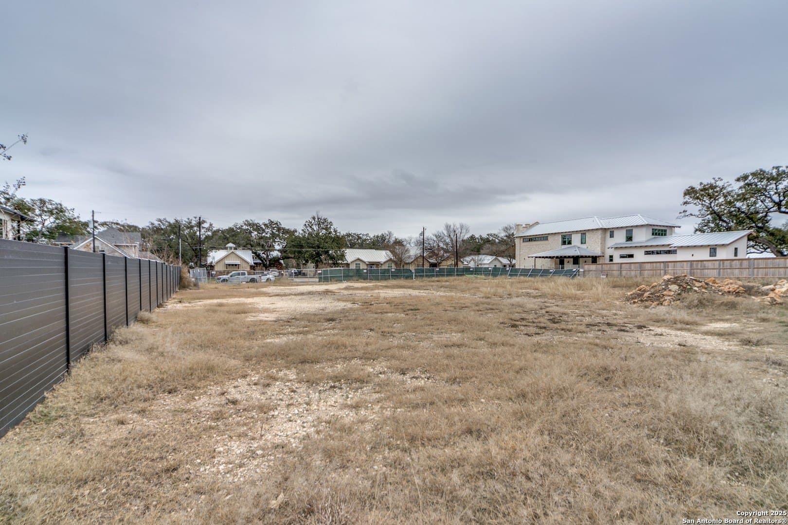 0.33 acres in Kendall County - photo 3