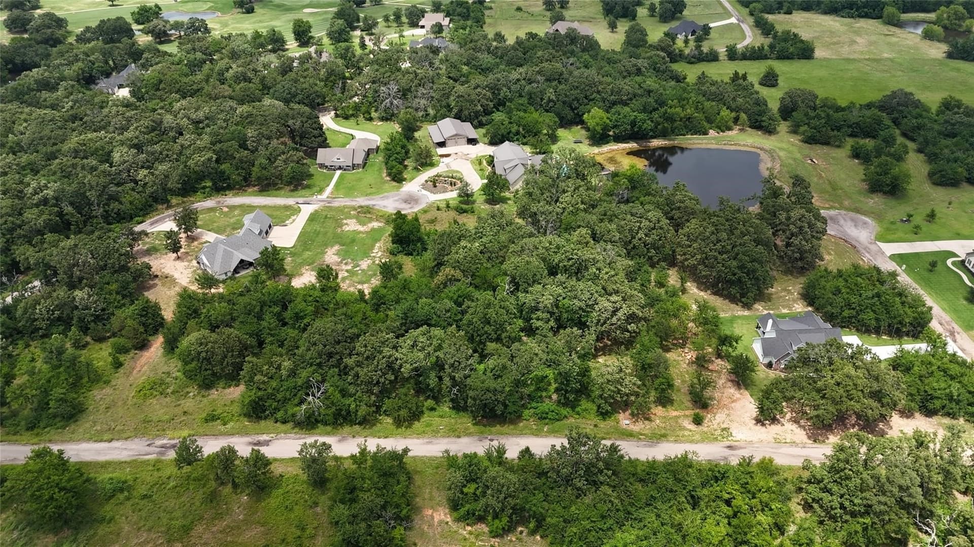 1.14 acres in Hopkins County gallery image 3