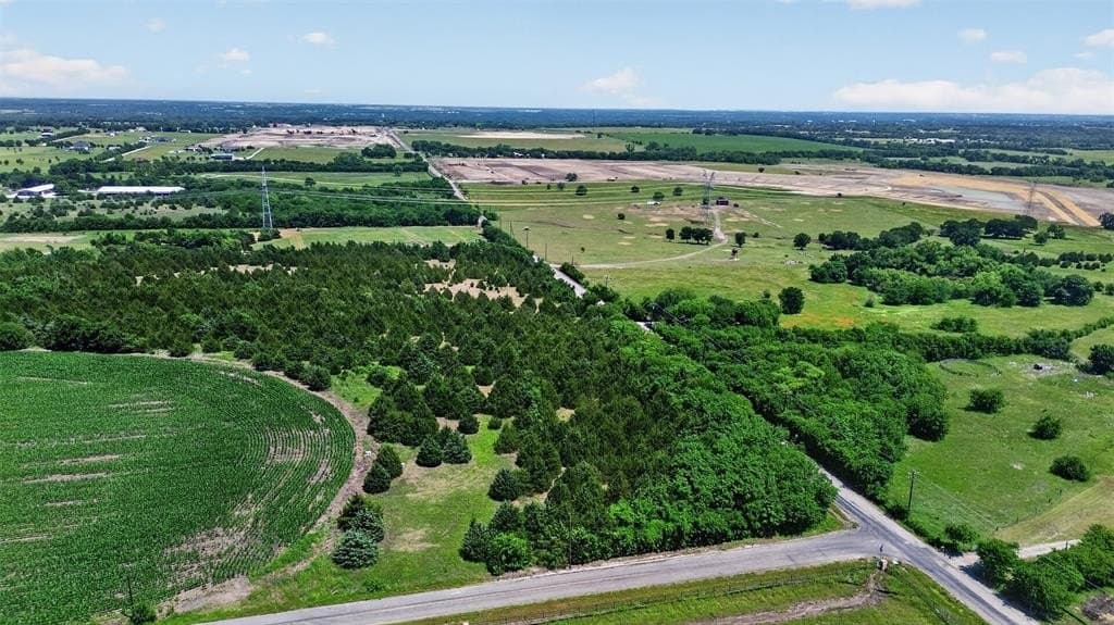 10.1 acres in Collin County gallery image 4