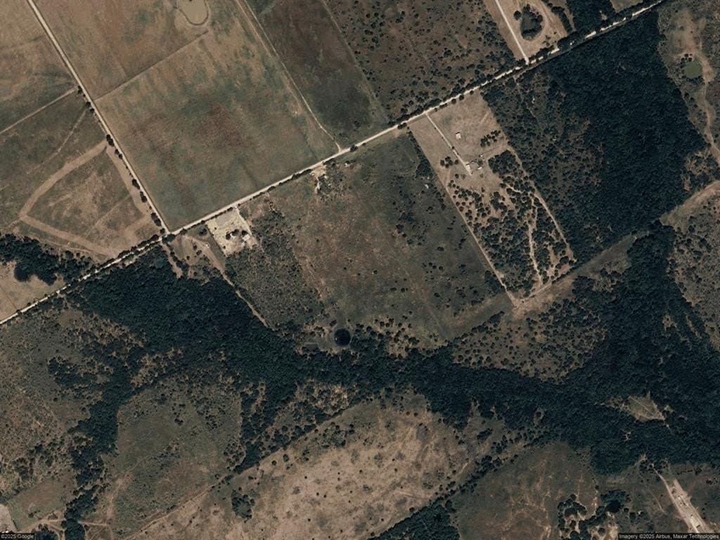 19 acres in Navarro County