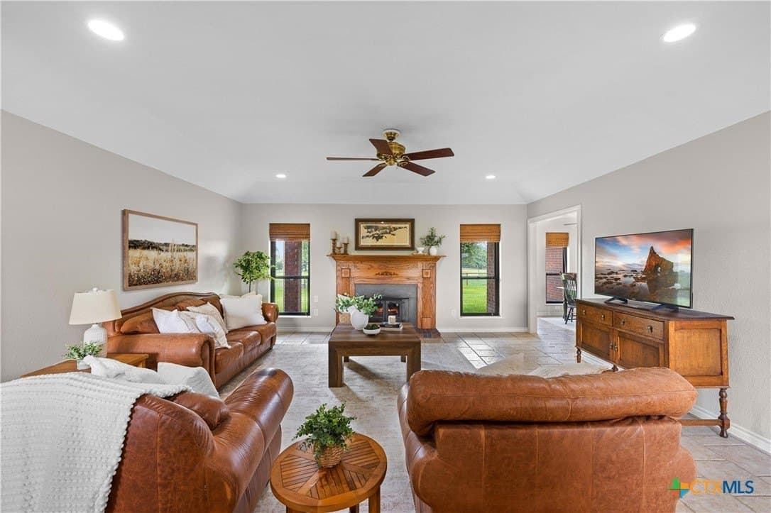 30.8 acres in Milam County gallery image 4