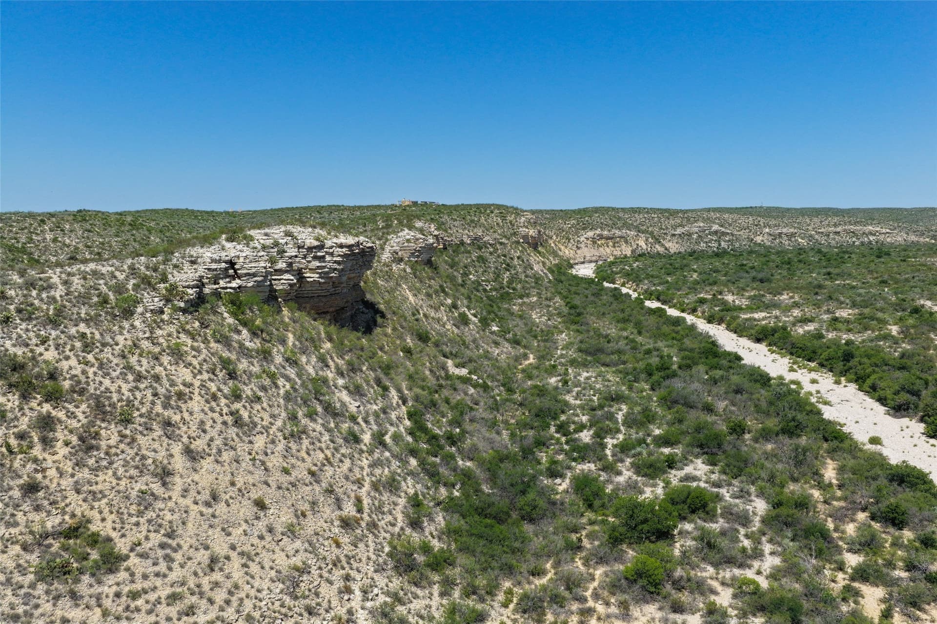 933.44 acres in Terrell County - photo 15