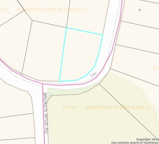 0.69 acres in Bandera County gallery image 3