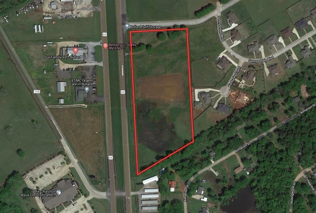 7.68 acres in Smith County