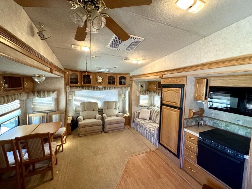 15.44 acres in Real County - photo 22