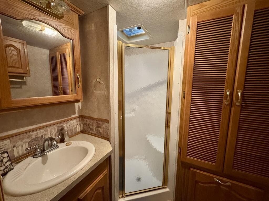 15.44 acres in Real County - photo 25