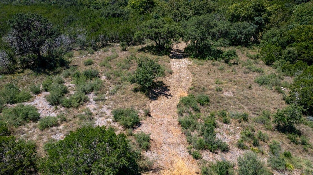 15.44 acres in Real County - photo 4