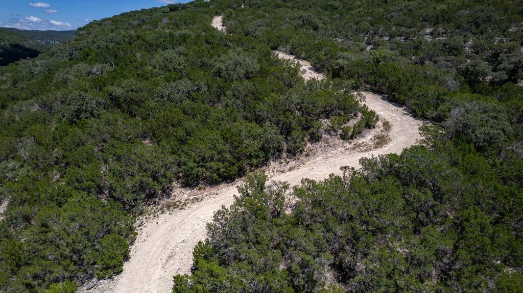 15.44 acres in Real County - photo 9
