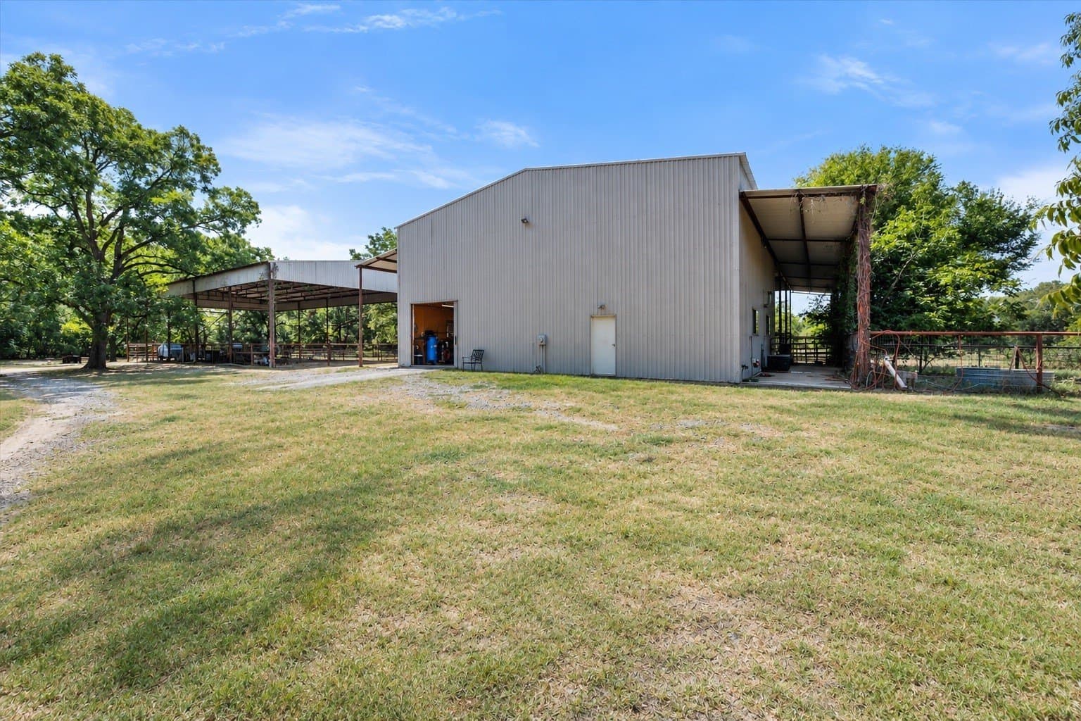 188.8 acres in Navarro County - photo 27