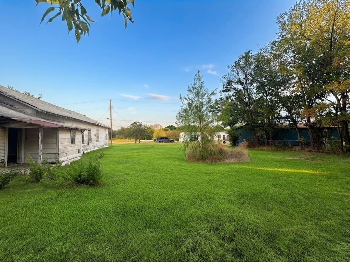 0.14 acres in Navarro County - photo 4