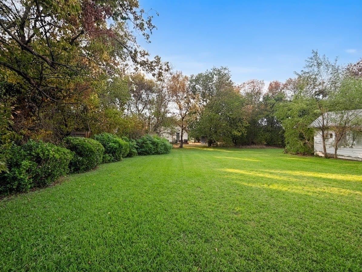 0.14 acres in Navarro County - photo 5