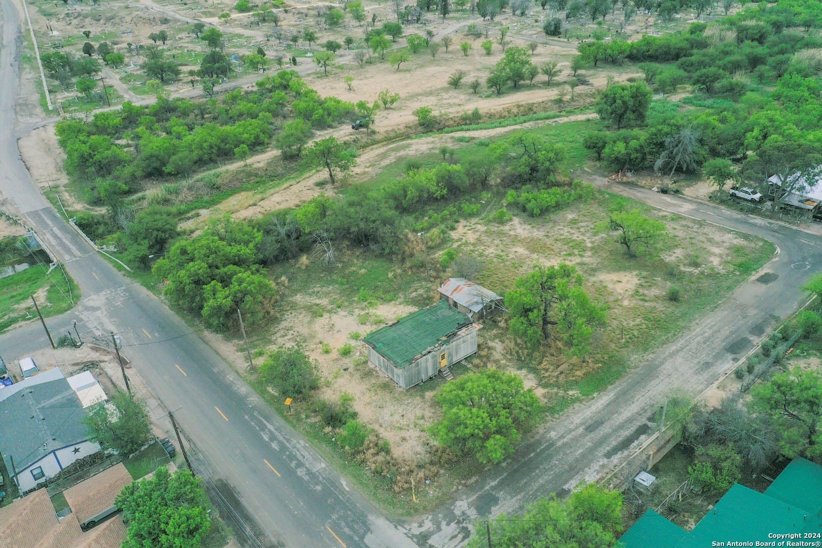 0.38 acres in Val Verde County - photo 3