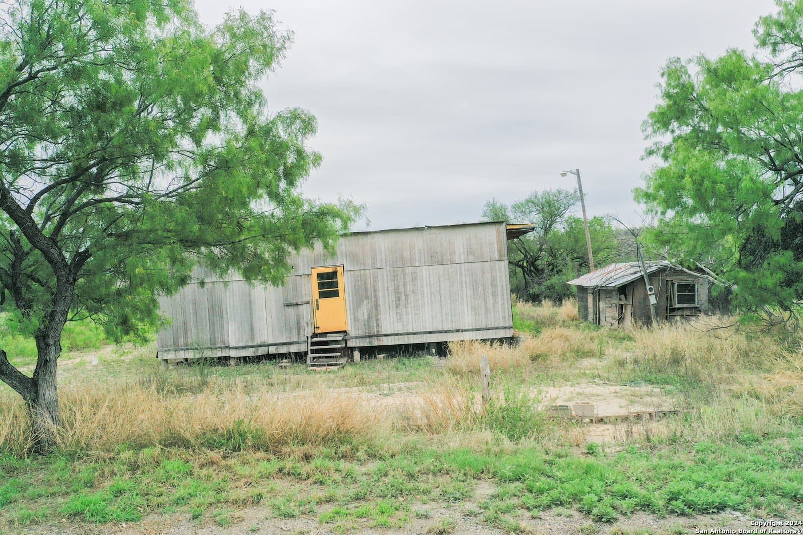 0.38 acres in Val Verde County - photo 9