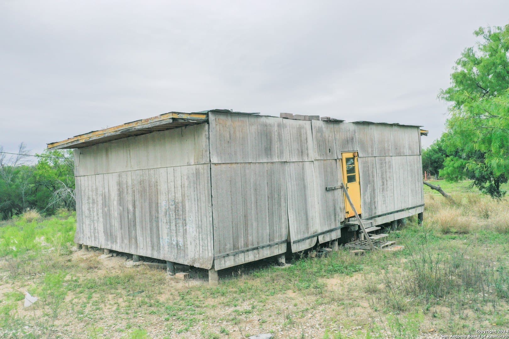 0.38 acres in Val Verde County - photo 8
