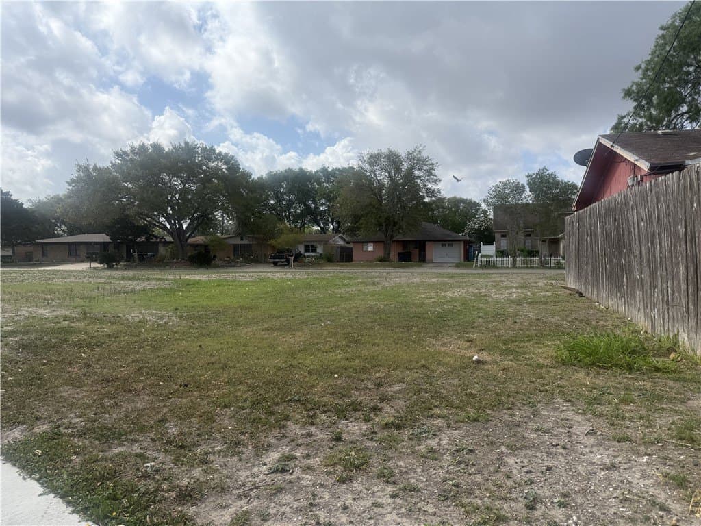 0.05 acres in Nueces County gallery image 2