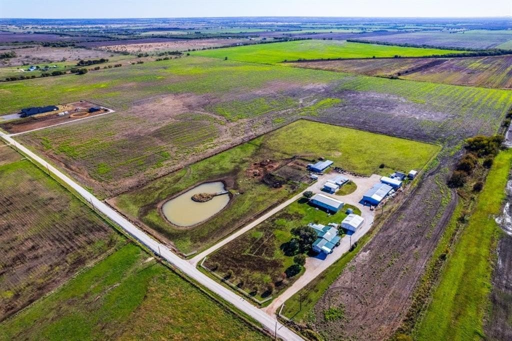 10.3 acres in Grayson County gallery image 2