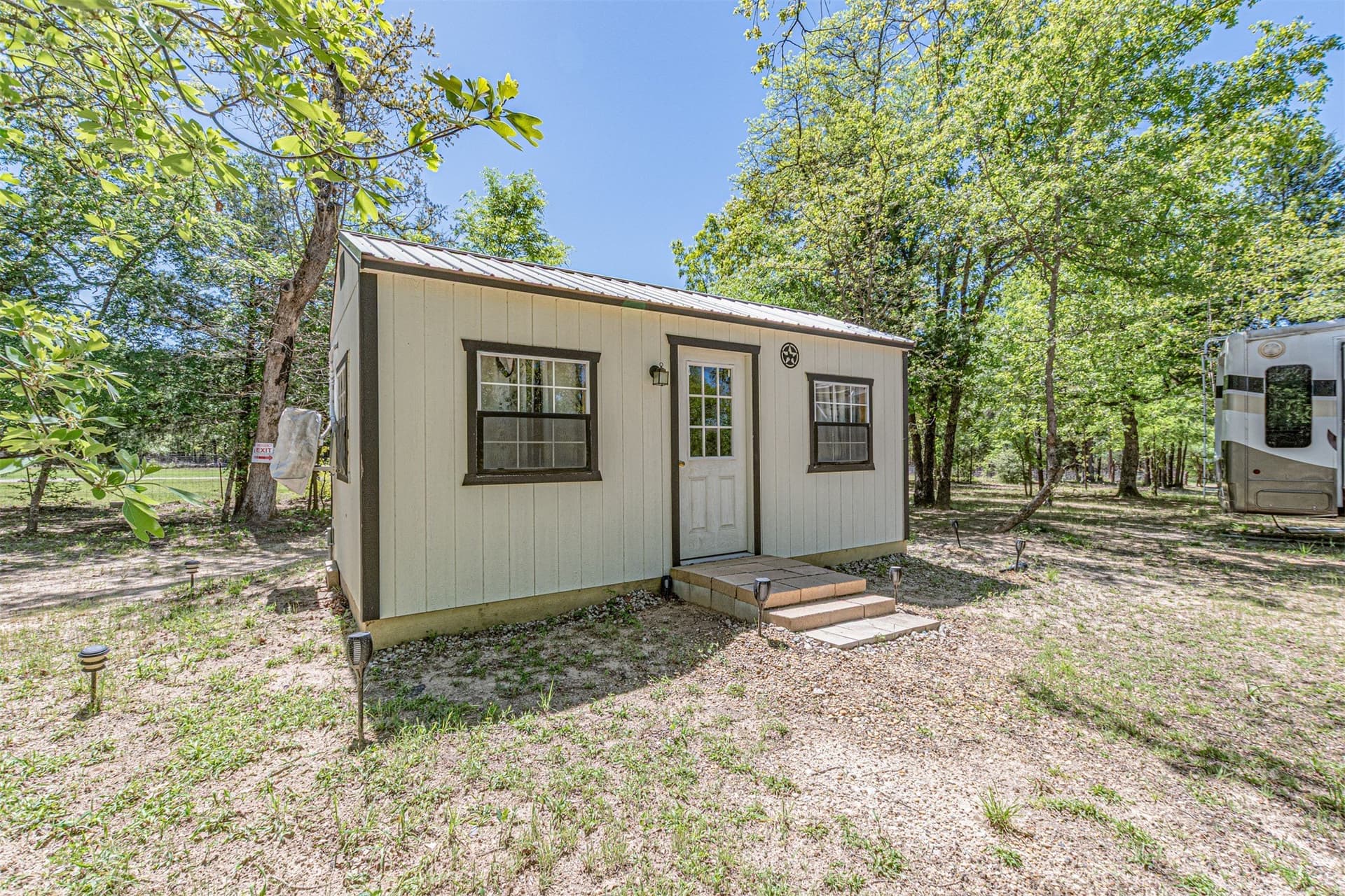 4.19 acres in Henderson County gallery image 4