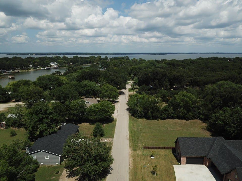0.3 acres in Henderson County - photo 6