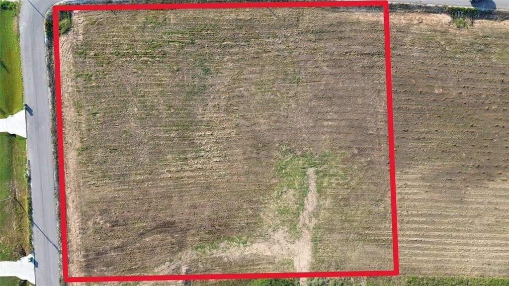 2.44 acres in Hood County