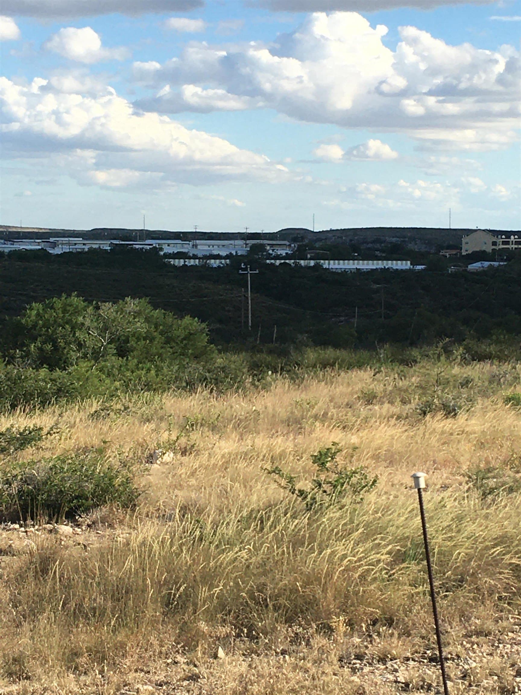 2.37 acres in Val Verde County featured view