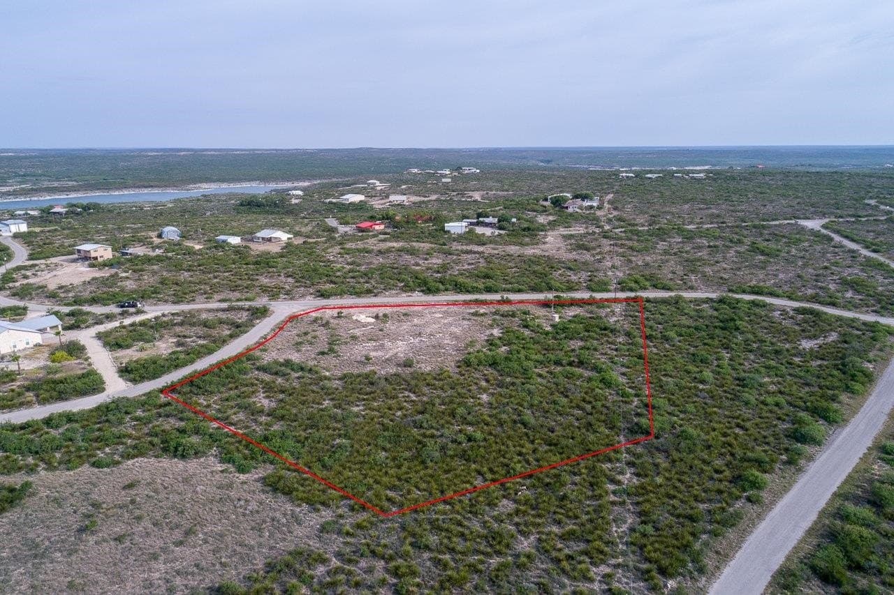 2.37 acres in Val Verde County gallery image 3