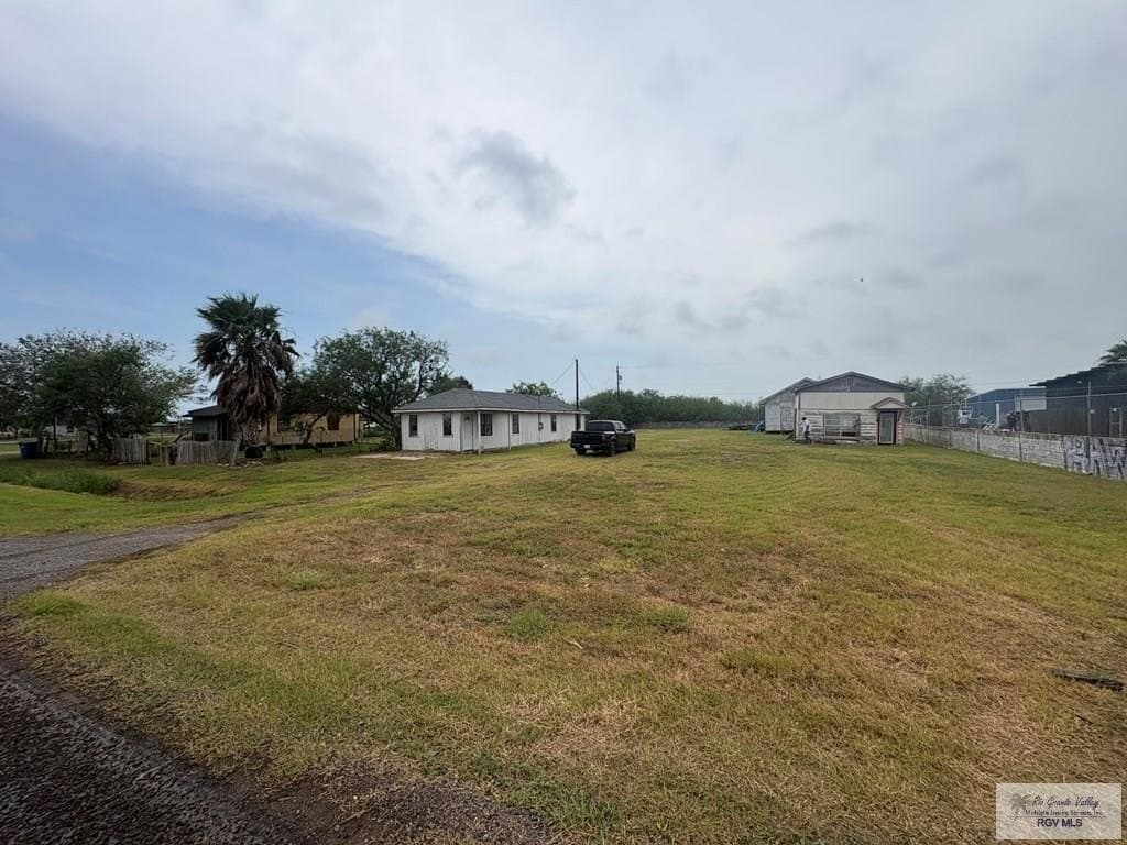 0.58 acres in CAMERON County - photo 8