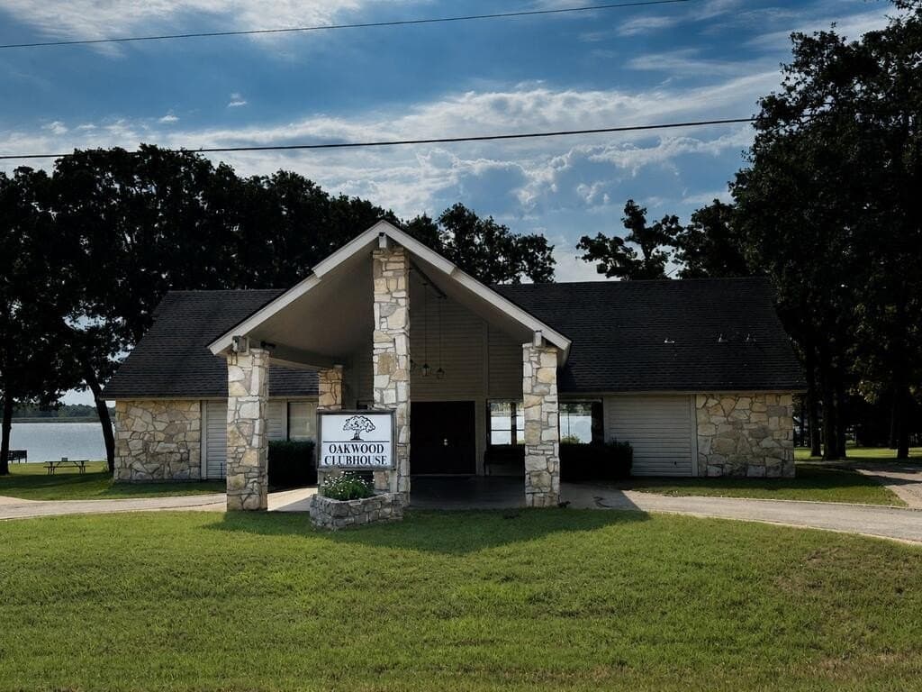 1.3 acres in Henderson County - photo 5