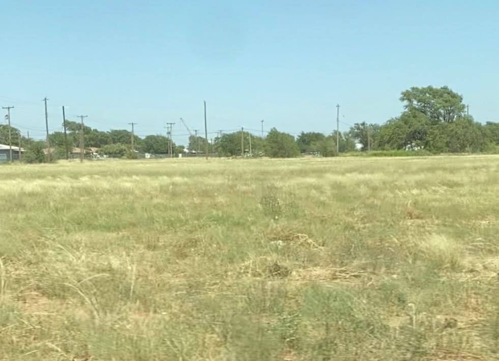 4.96 acres in Lubbock County - photo 3