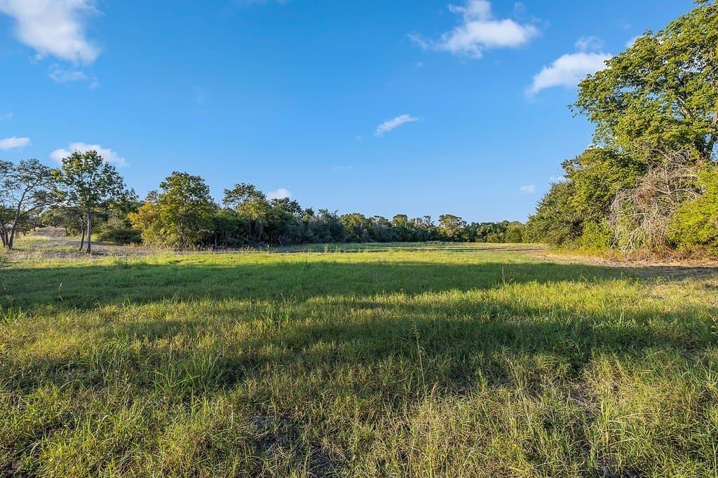 4.38 acres in Fayette County gallery image 3