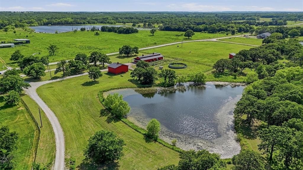 84 acres in Cooke County featured view