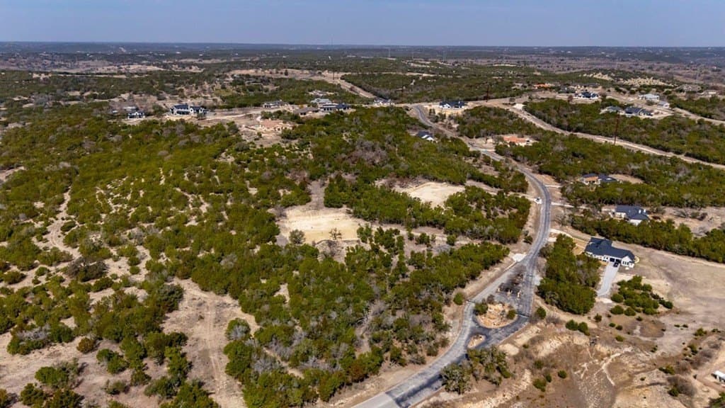 4.18 acres in Kerr County - photo 8