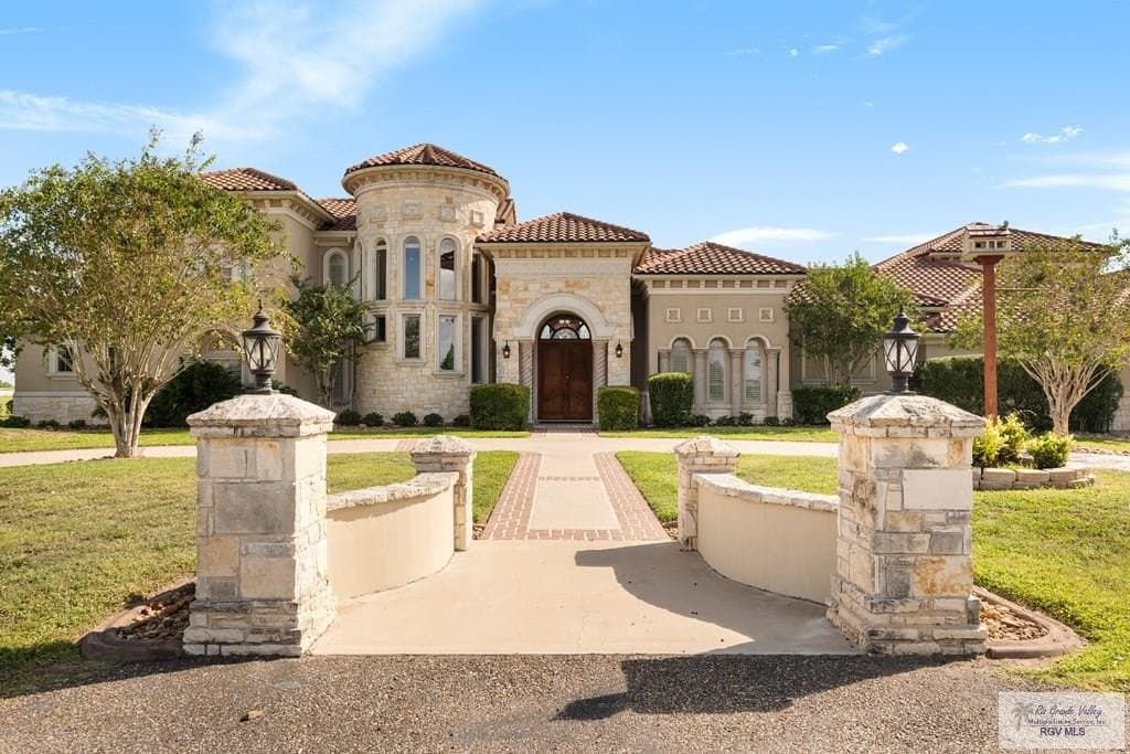 18.03 acres in CAMERON County gallery image 4