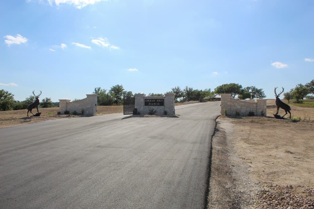 5.45 acres in Kerr County - photo 14