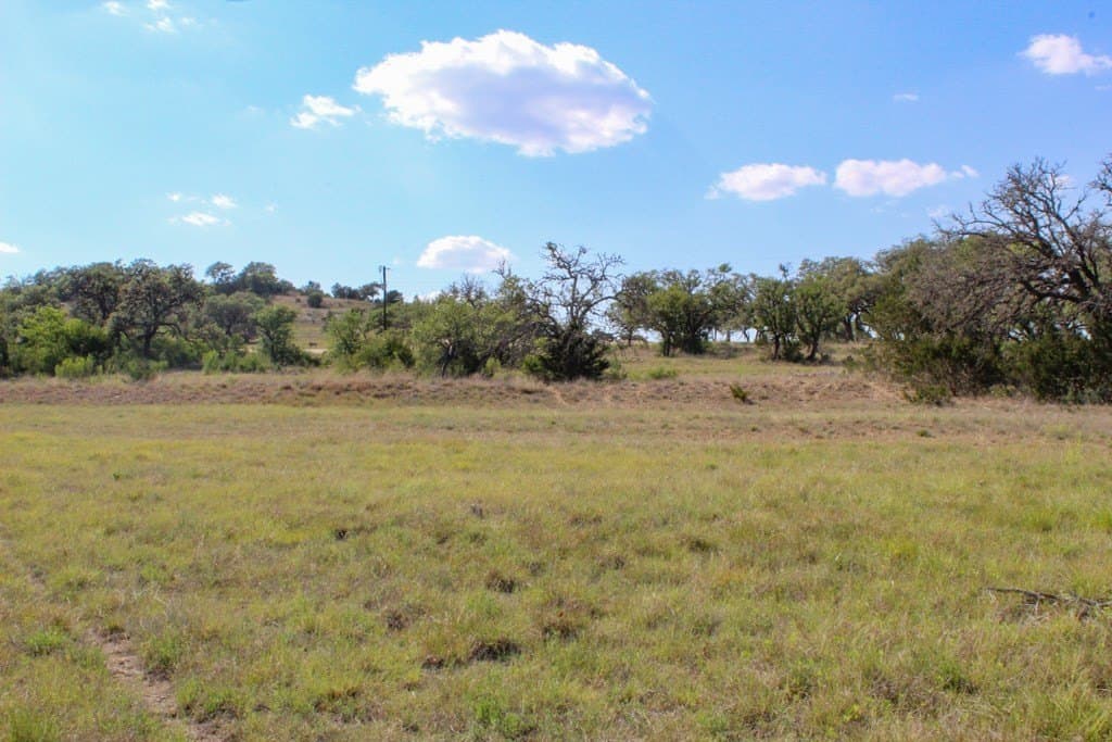 5.45 acres in Kerr County - photo 6