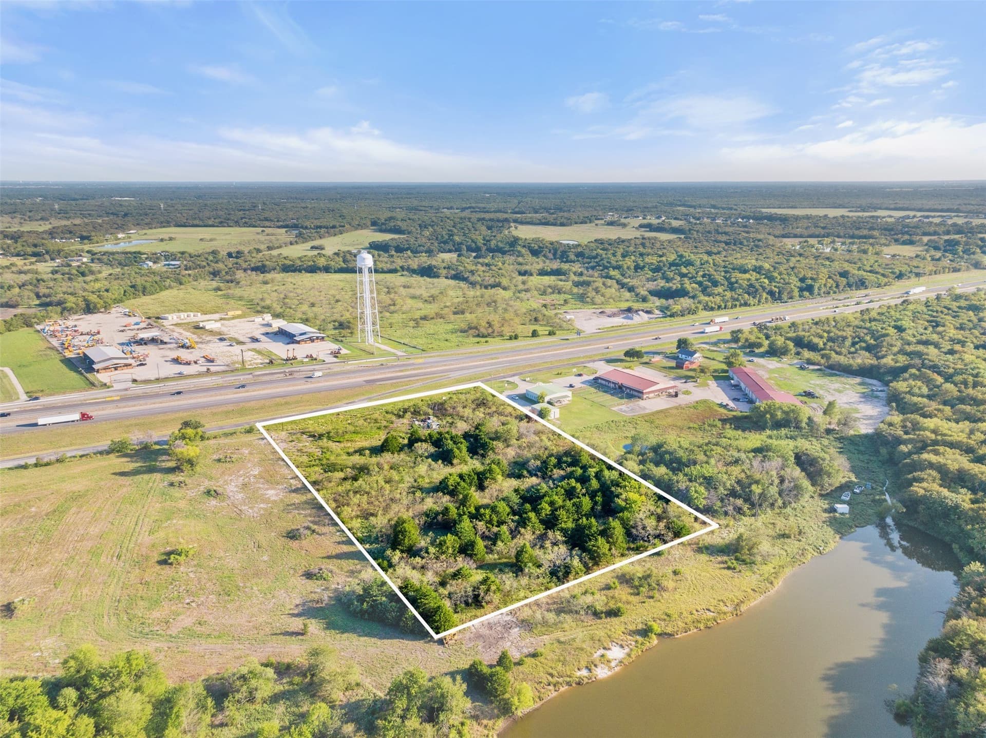 5.59 acres in Hunt County - photo 7