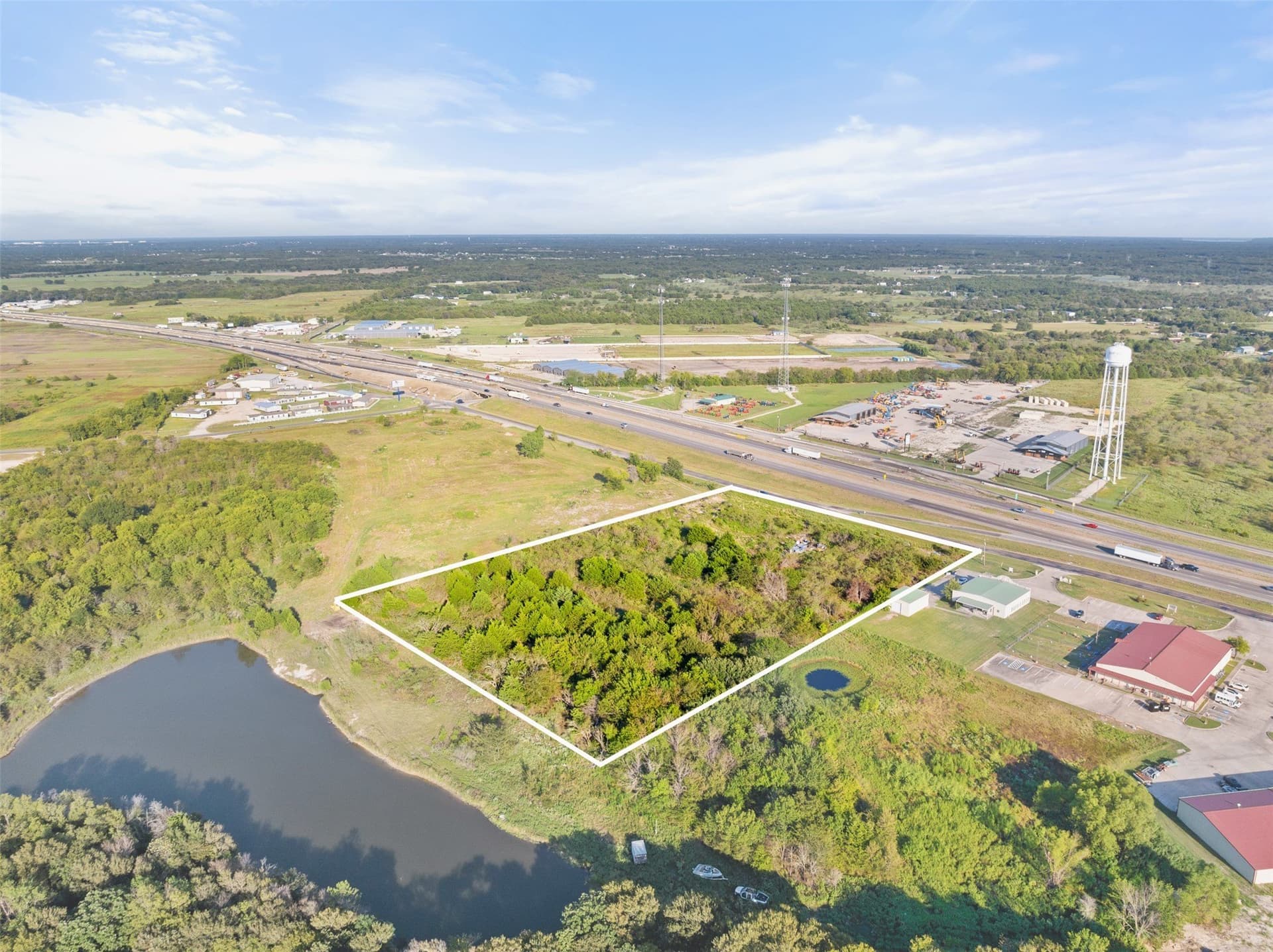 5.59 acres in Hunt County - photo 4