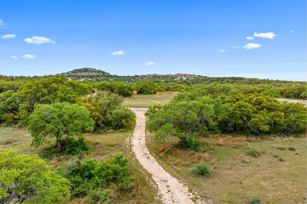 7.01 acres in Blanco County gallery image 3