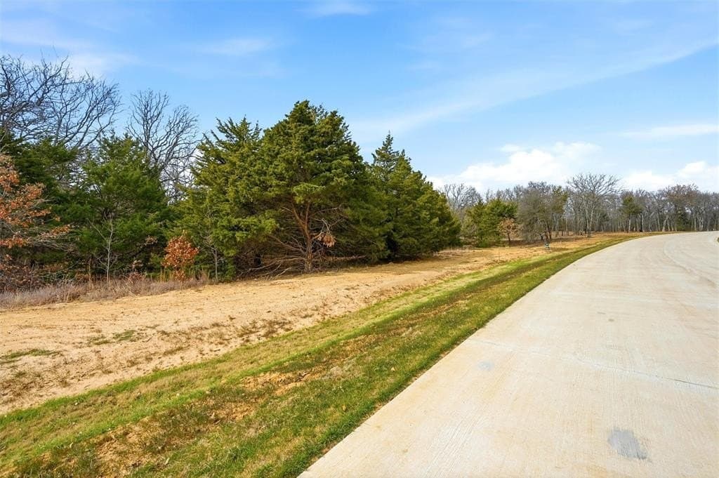 1.1 acres in Grayson County featured view