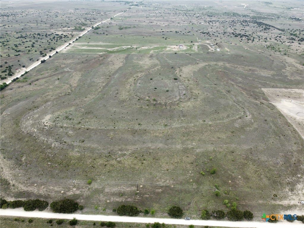 12.02 acres in Lampasas County gallery image 3