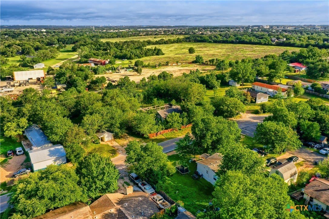 0.29 acres in Travis County gallery image 4