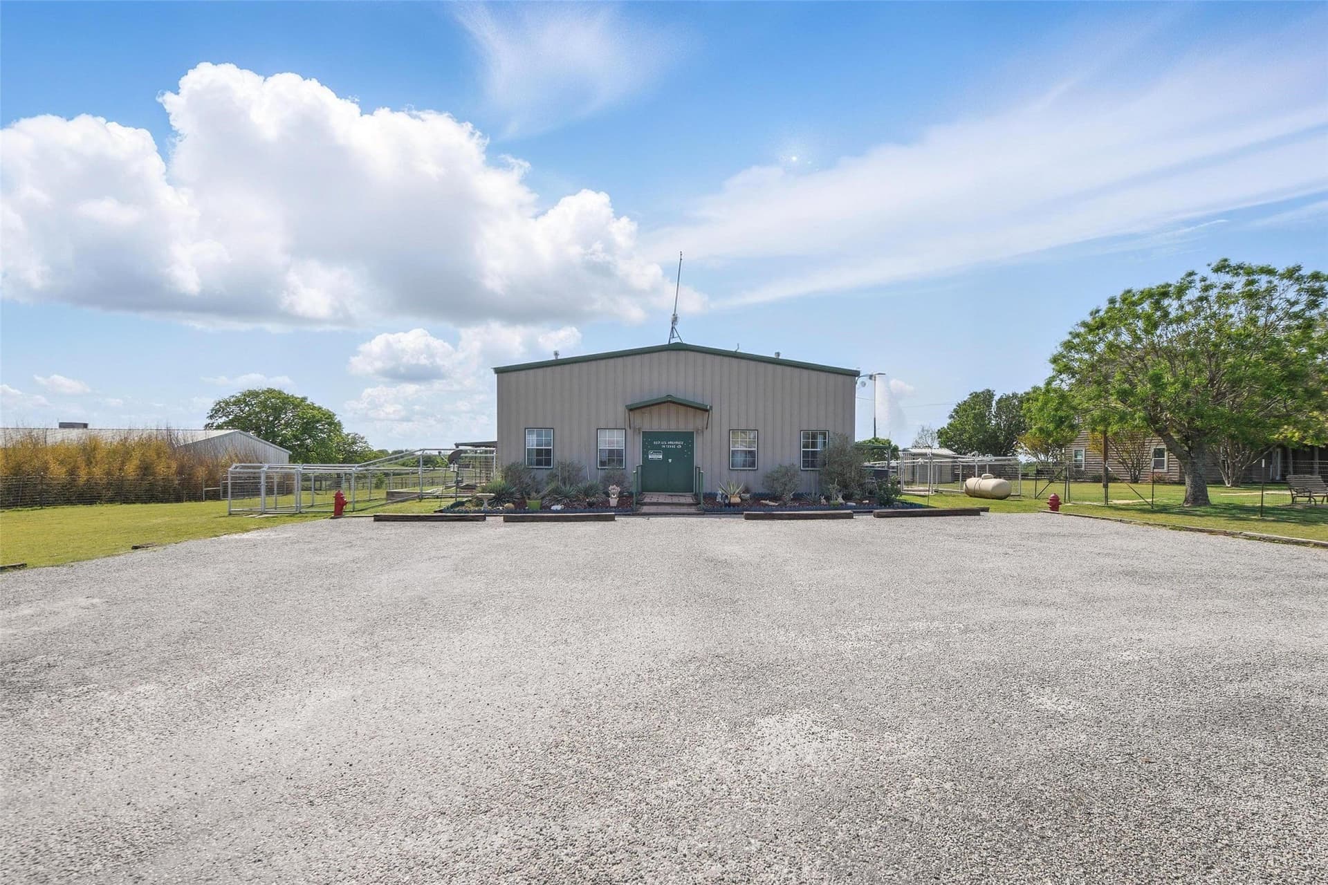 10 acres in Parker County - photo 2