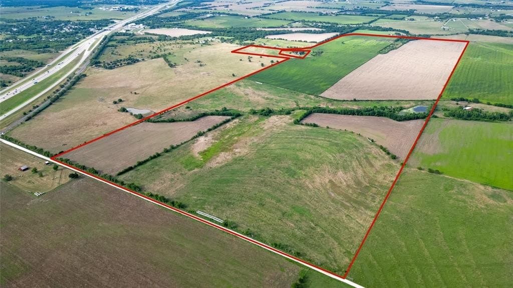 290.82 acres in Falls County gallery image 3