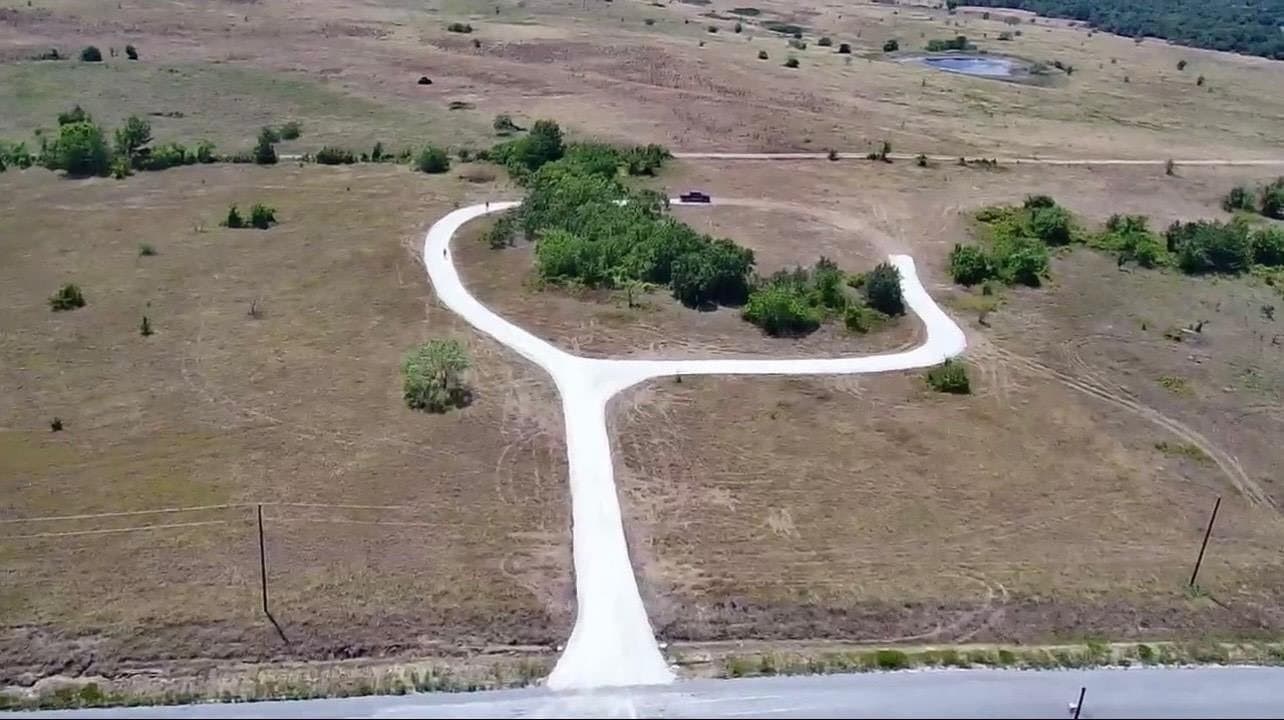 5 acres in Cooke County