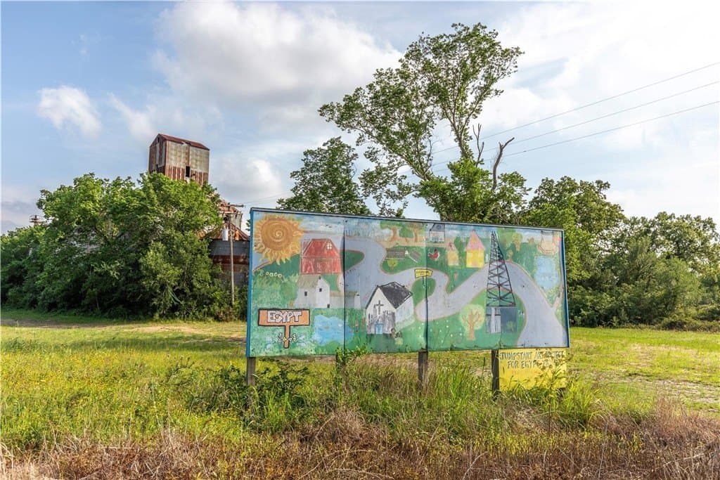 0.95 acres in WHARTON County - photo 12