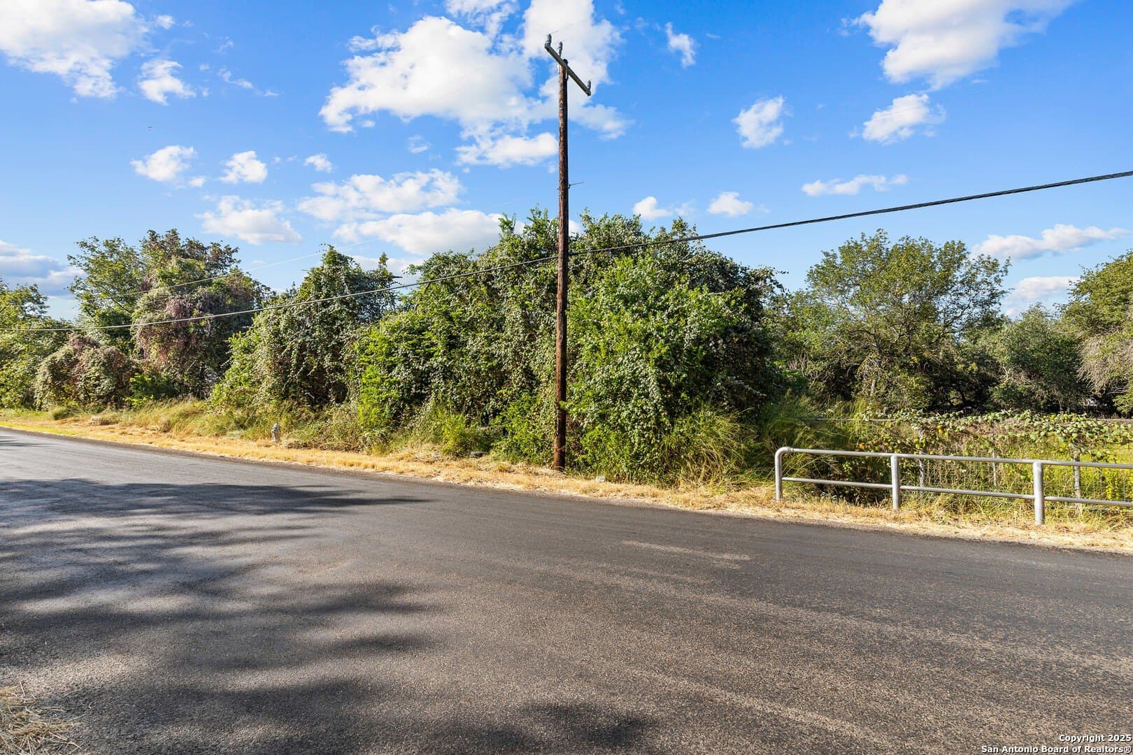 0.25 acres in Bexar County - photo 5